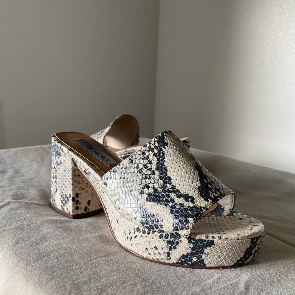 Snake print vegan leather shoes